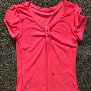 hot pink tee